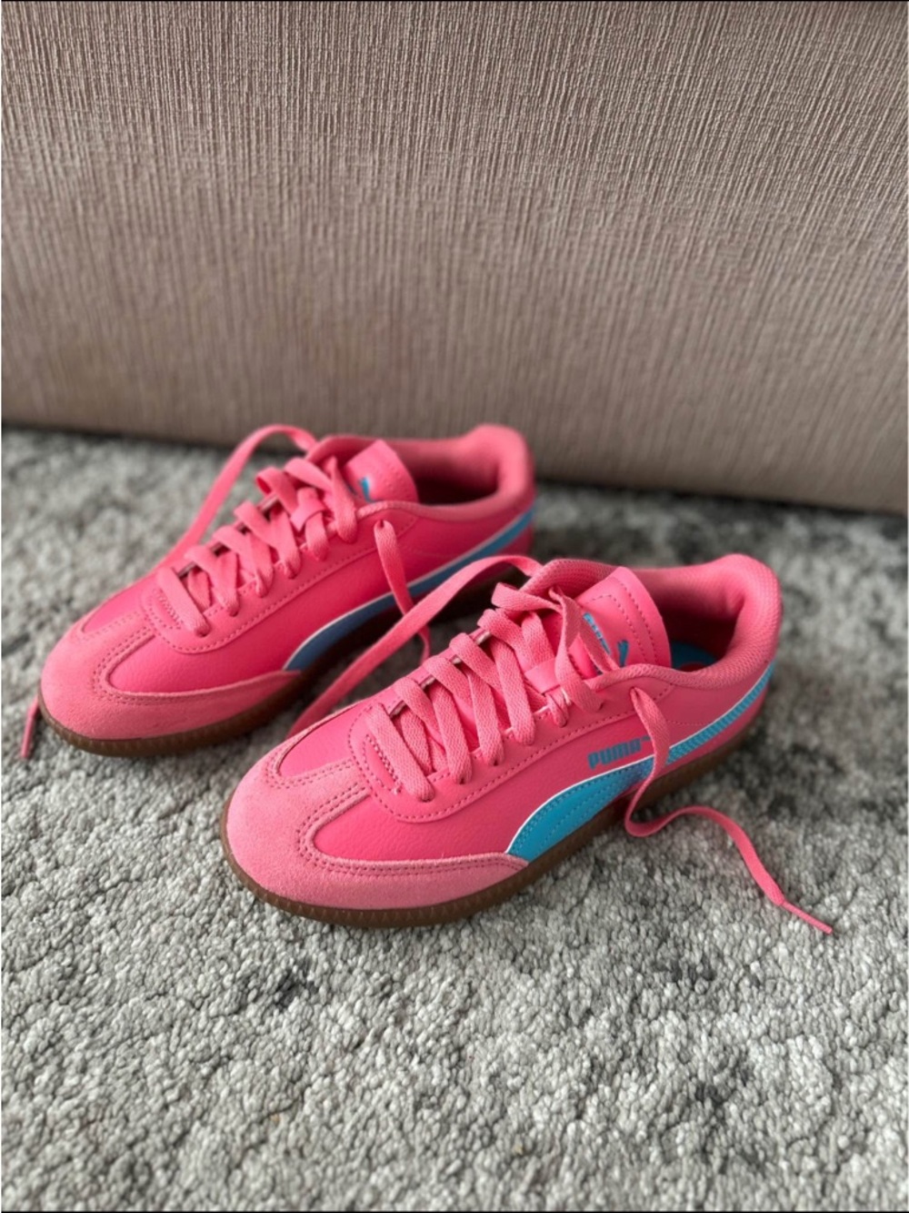 Puma Pink Sneakers with Blue Stripe